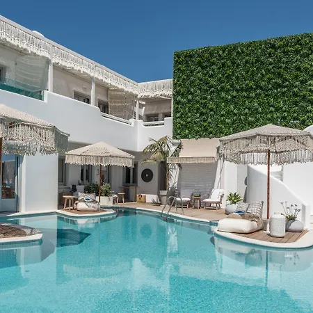 Virtu Hotel Agios Prokopios (Naxos)